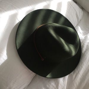 Brixton women’s tiller hat. size small